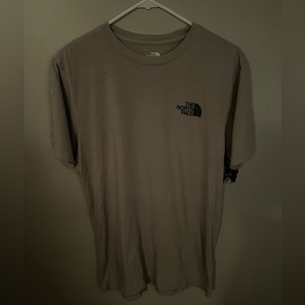 The North Face - Medium T-Shirt